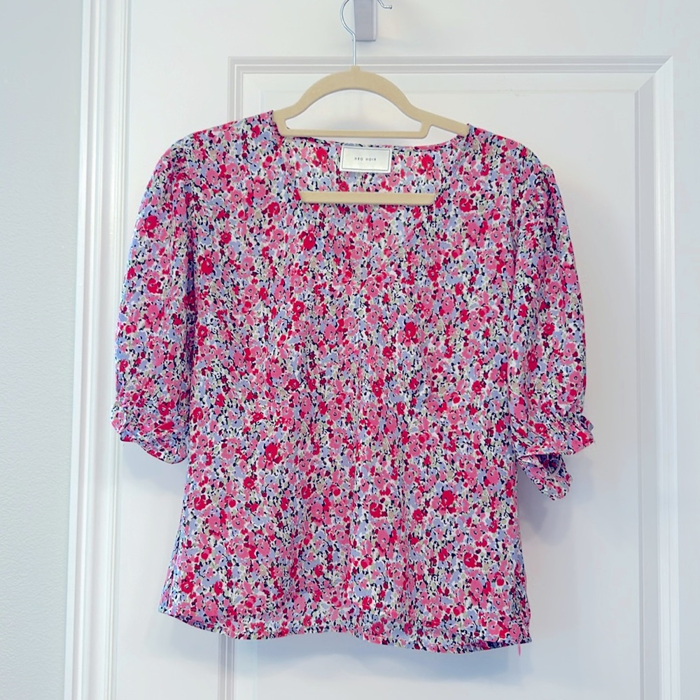 Floral top for spring and summer EUC 🌱☀️🌺